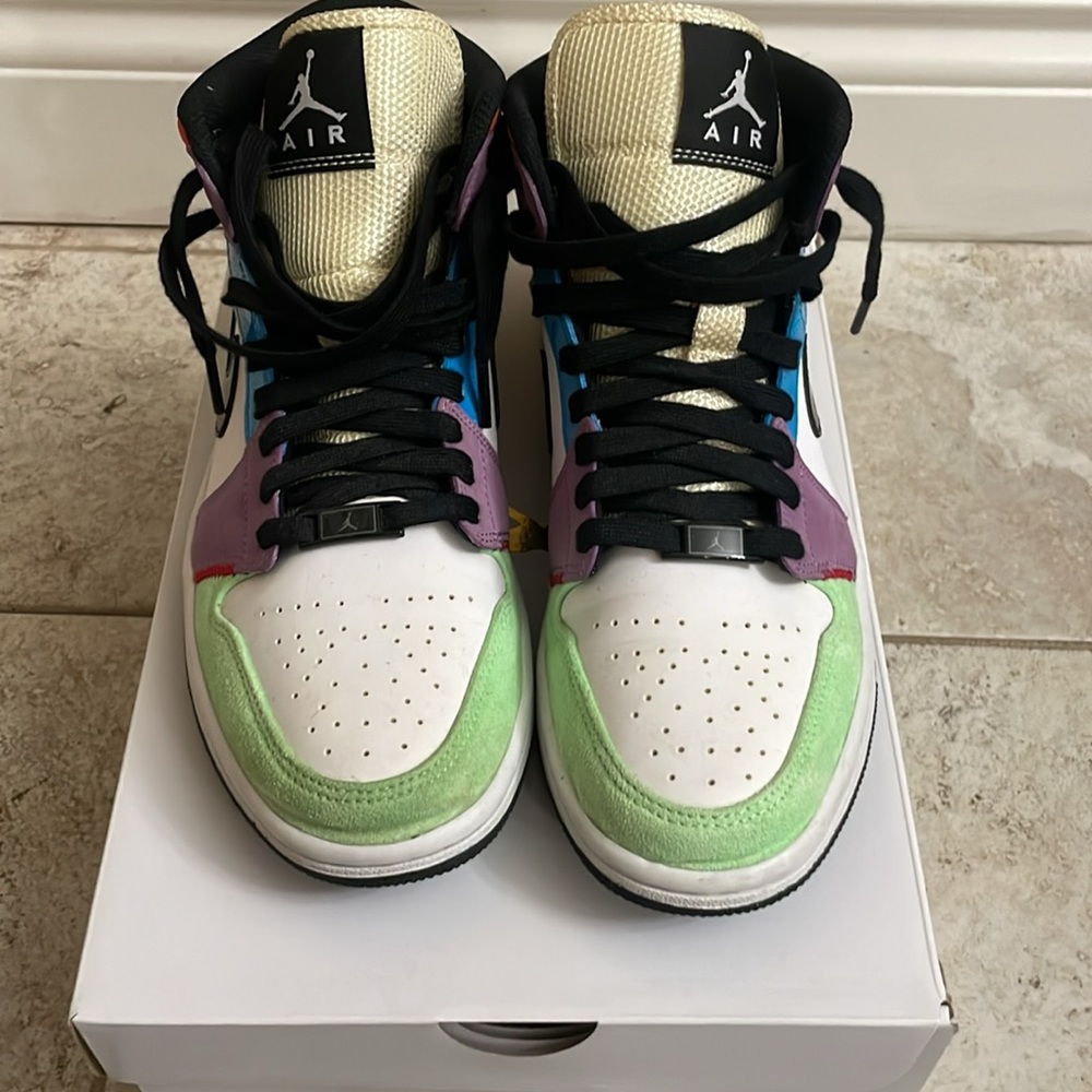 Nike - Picture 2 of 7